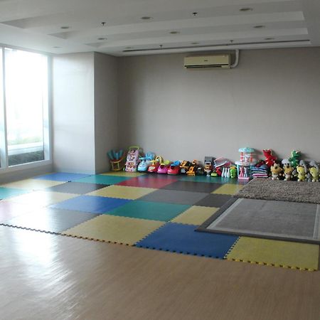 Affordable Makati Serviced Apartments Manila Eksteriør billede