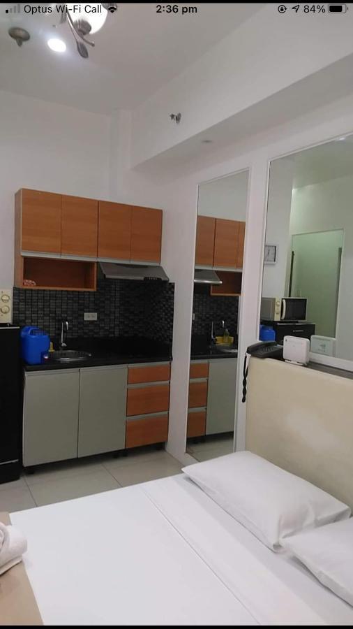 Affordable Makati Serviced Apartments Manila Eksteriør billede