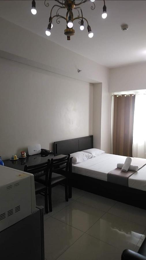 Affordable Makati Serviced Apartments Manila Eksteriør billede