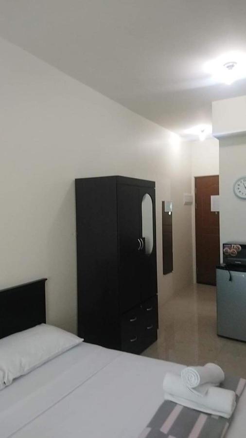 Affordable Makati Serviced Apartments Manila Eksteriør billede