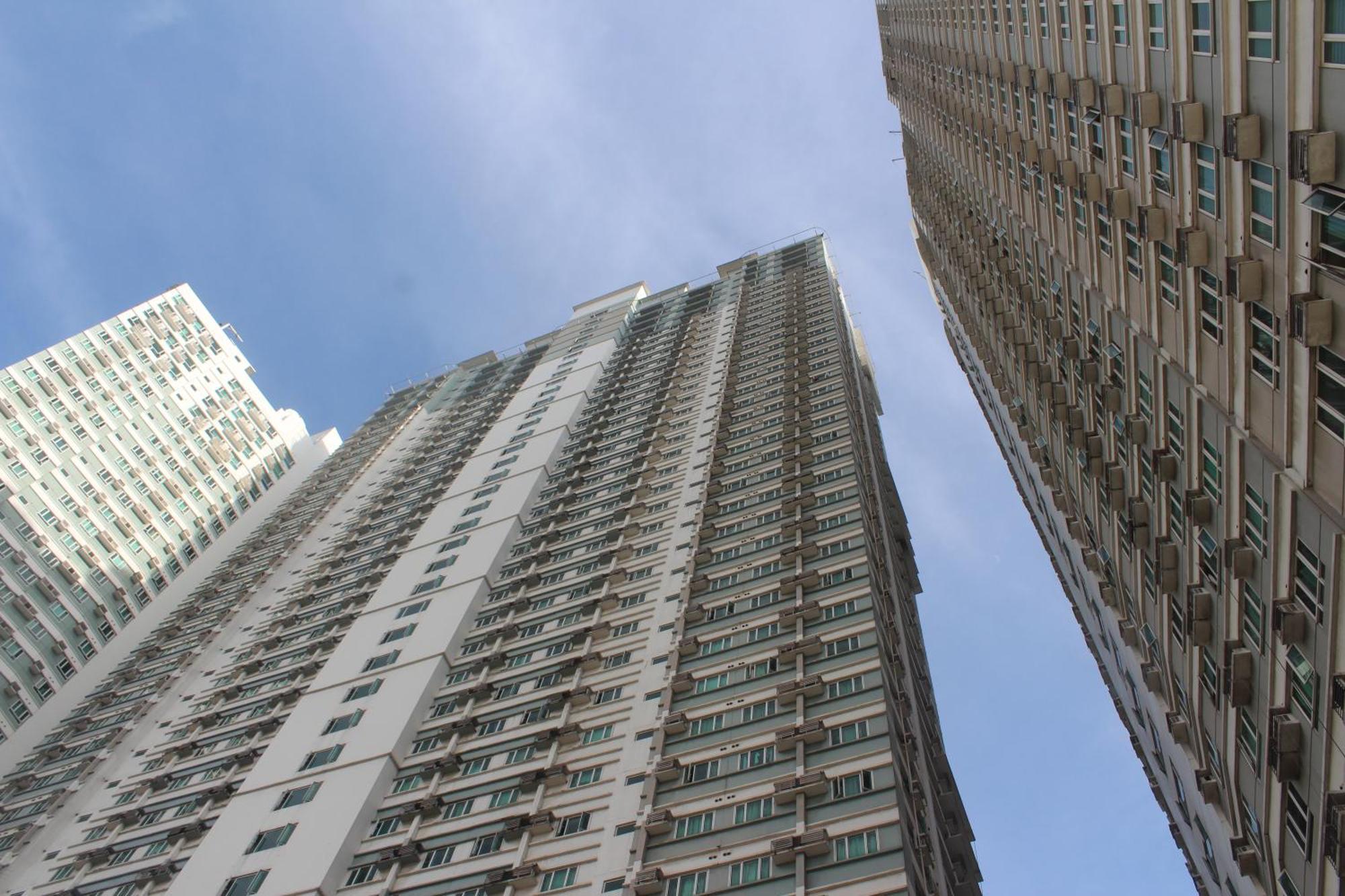 Affordable Makati Serviced Apartments Manila Eksteriør billede