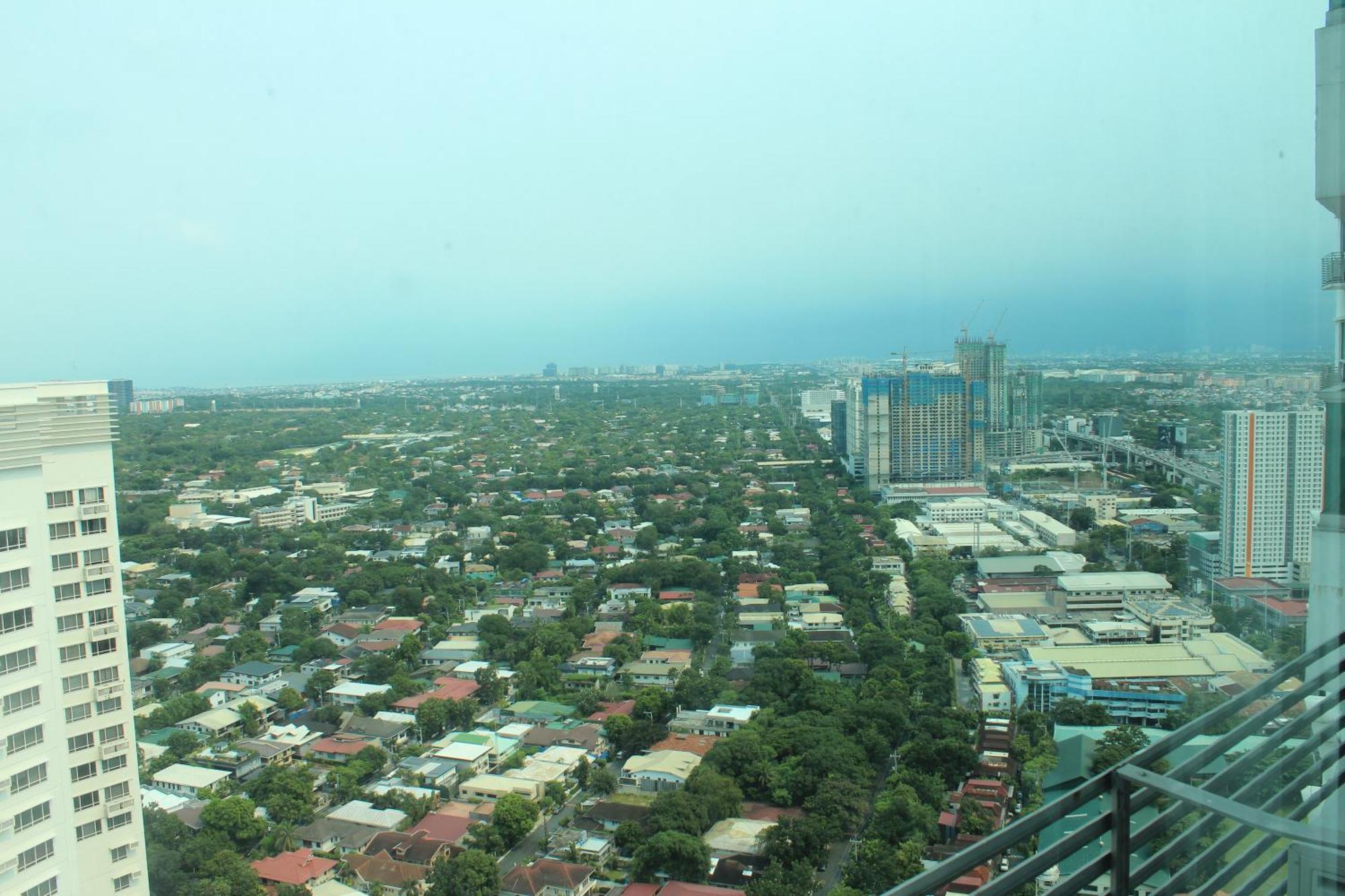 Affordable Makati Serviced Apartments Manila Eksteriør billede
