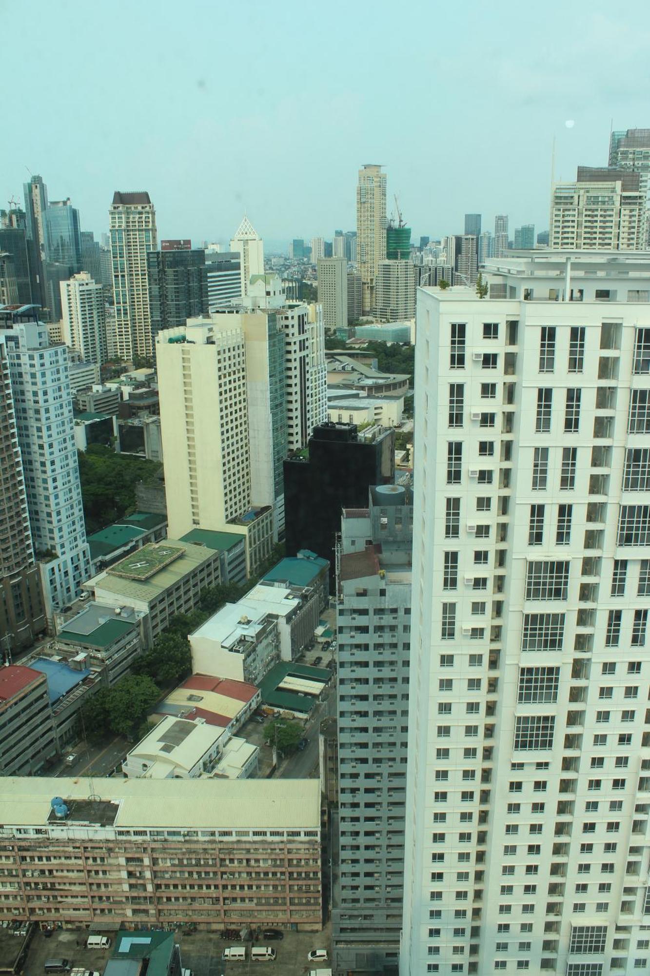 Affordable Makati Serviced Apartments Manila Eksteriør billede